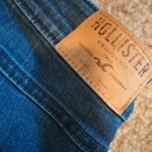 Hollister Distressed Super Skinny Highrise Denim